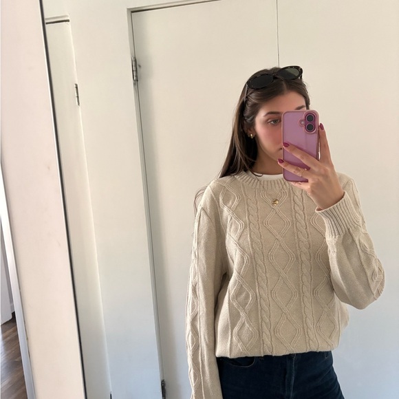 American Eagle Outfitters Cream Cable Knit Sweater - Picture 3 of 7